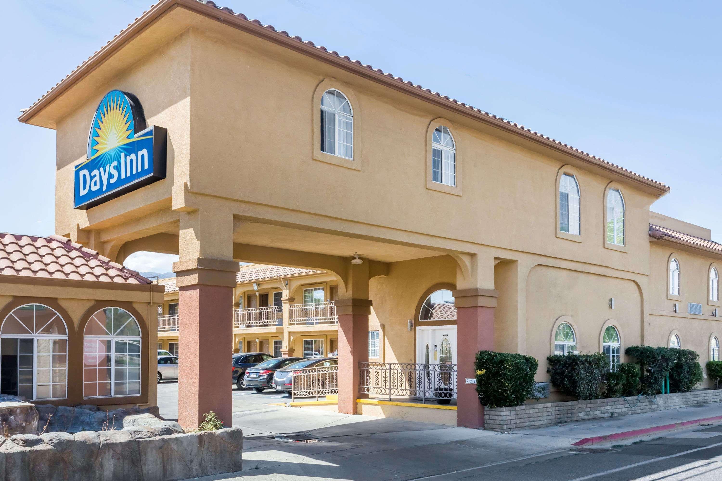 Days Inn By Wyndham Bishop Exteriér fotografie